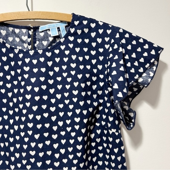 Draper James Blue White Hearts Cloister Blouse Size 8 Flutter Sleeves - Picture 9 of 16